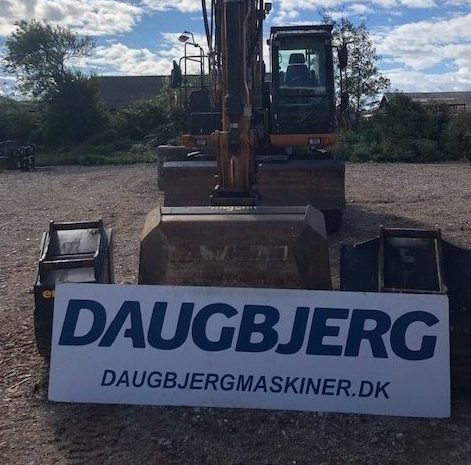 Case WX148 gravemaskine med Daugbjerg Maskiner skilt